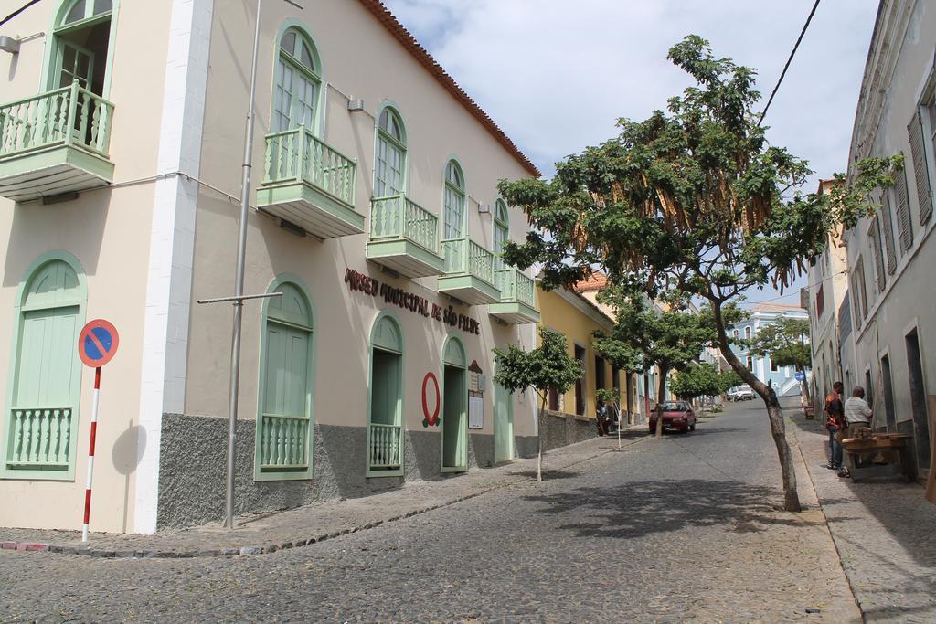 Djarfogo House Apartment Sao Filipe Bagian luar foto